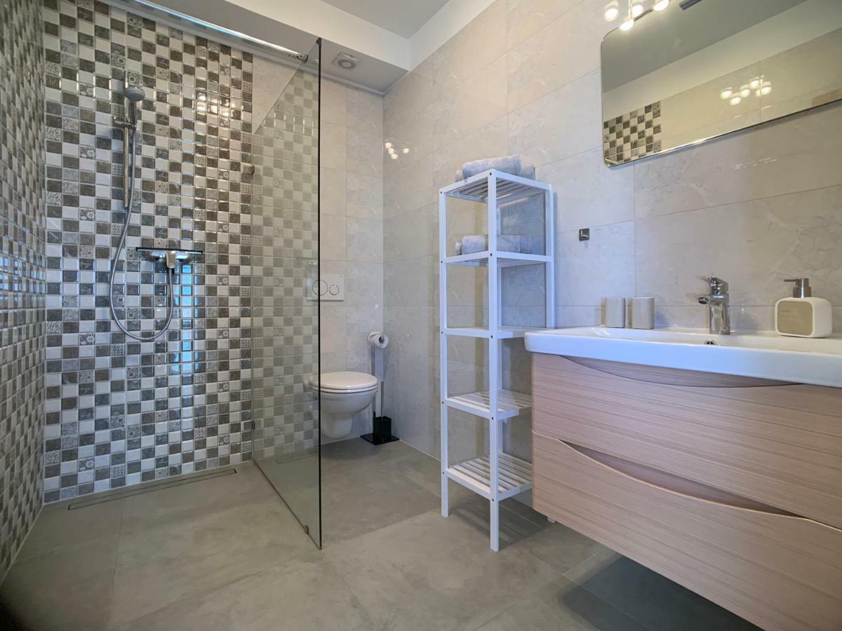 Seaview Apartment Медулин Екстериор снимка